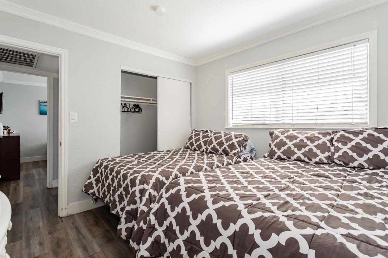 Вилла The Vegas Escape - Near The Airport/Strip With Pool Лас-Вегас Экстерьер фото